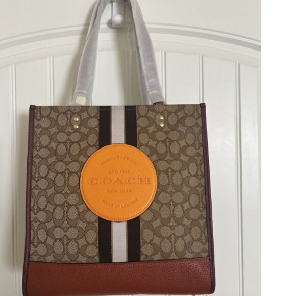 Coach 1917 Dempsey Tote In Signature Jacquard With Stripe And Coach Patch - Picture 4 of 10